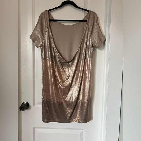 SOLD****FREE PEOPLE METALLIC DRENCHED SEQUIN MINI DRESS ROSEGOLD COMBO - Picture 11 of 13